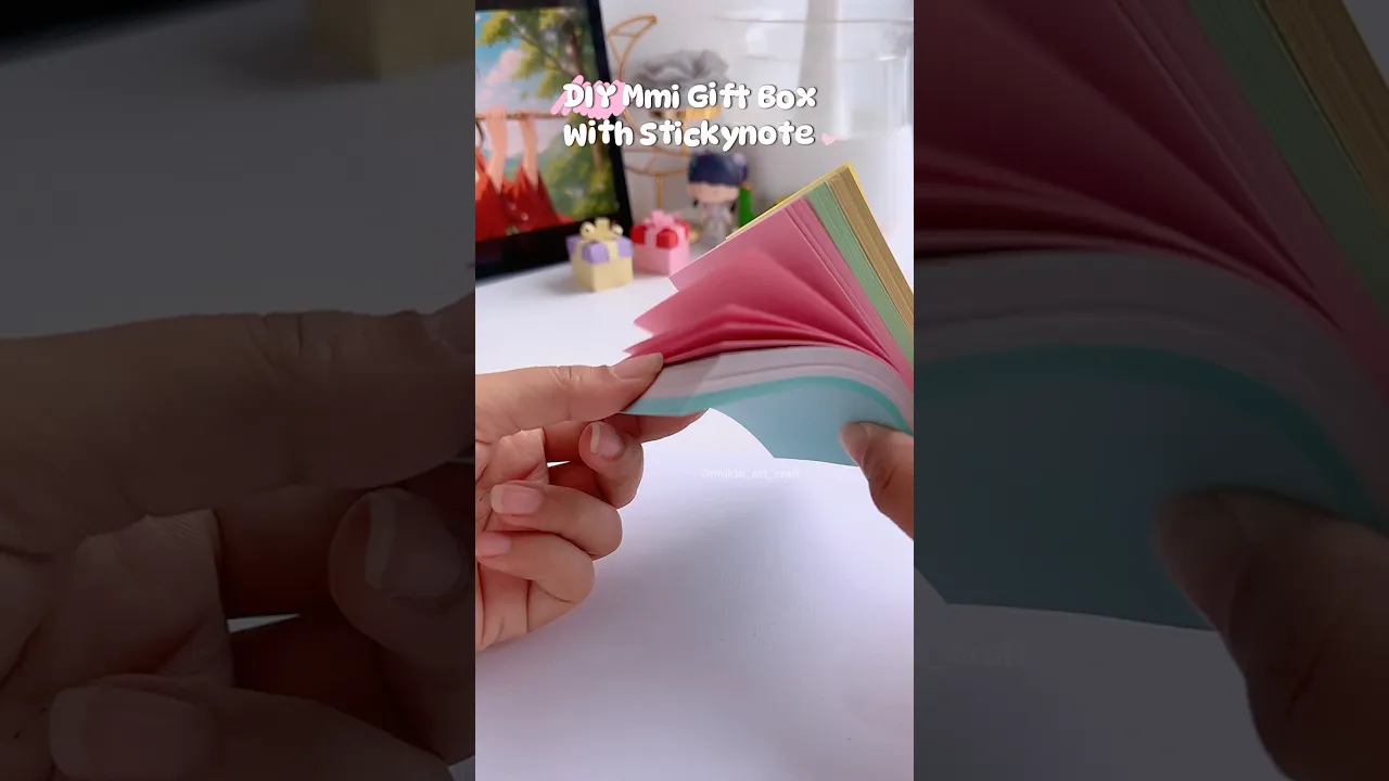 🎁✨DIY Mini Gift Box with Sticky note #shorts #art #diy #muktaartandcraft #youtubeshortsfeed