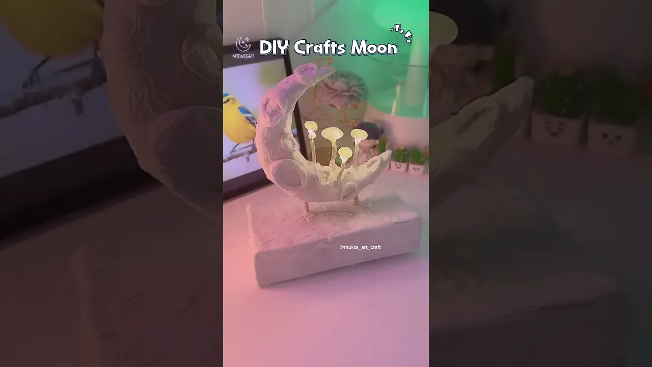 DIY Crafts Moon 🌙 ✨#shorts #art #diy #muktaartandcraft #youtubeshortsindia