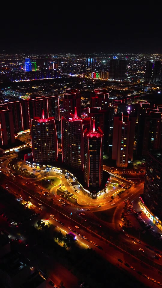 ＂Erbil city's night sky – the canvas for our dreams.＂ ✨ @erbil 📸 #Erb...