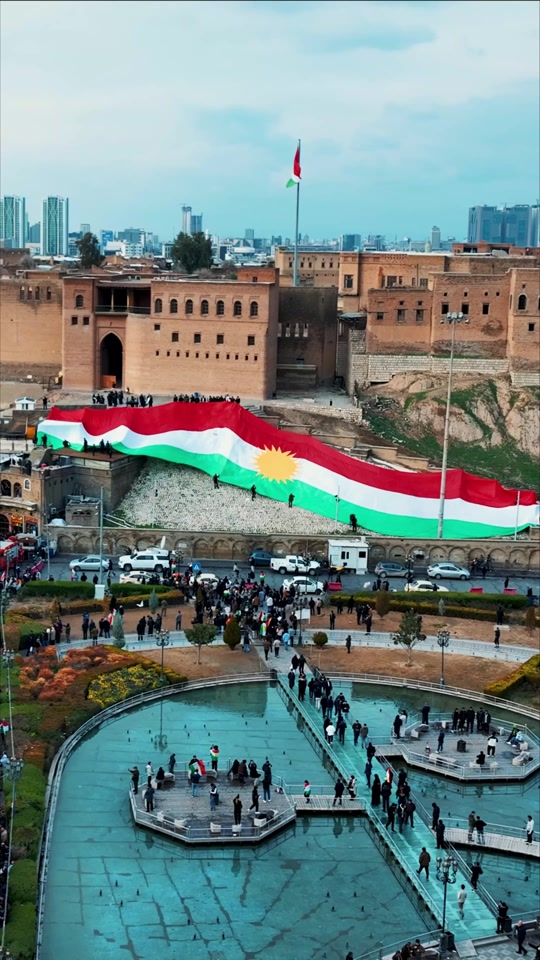 From Erbil, Supporting Rojava, Kurds always stand together. ❤️☀️💚 @er...