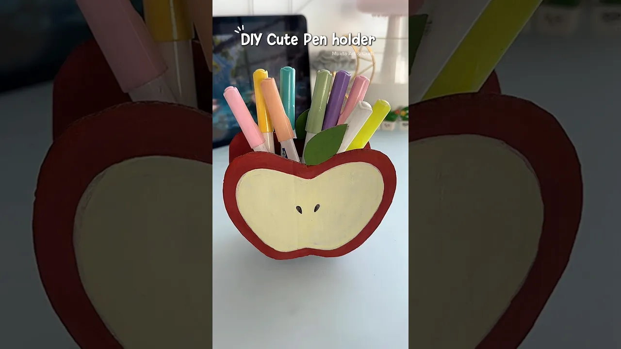 DIY Pen Holder 🍎✨#shorts #art #diy #muktaartandcraft #youtubeshorts